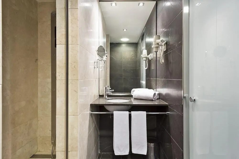****  Metropolitan Sagrada Familia - Adults Only Hotel Barcelona Spanien